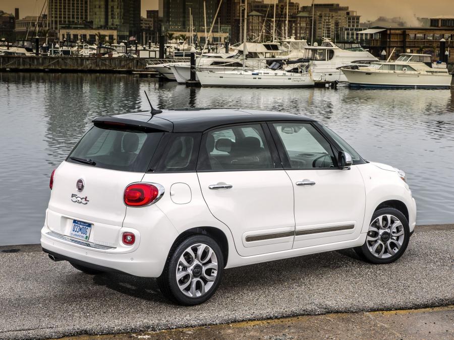  Fiat 500L 2013 года  (US) (фото 20 из 40)